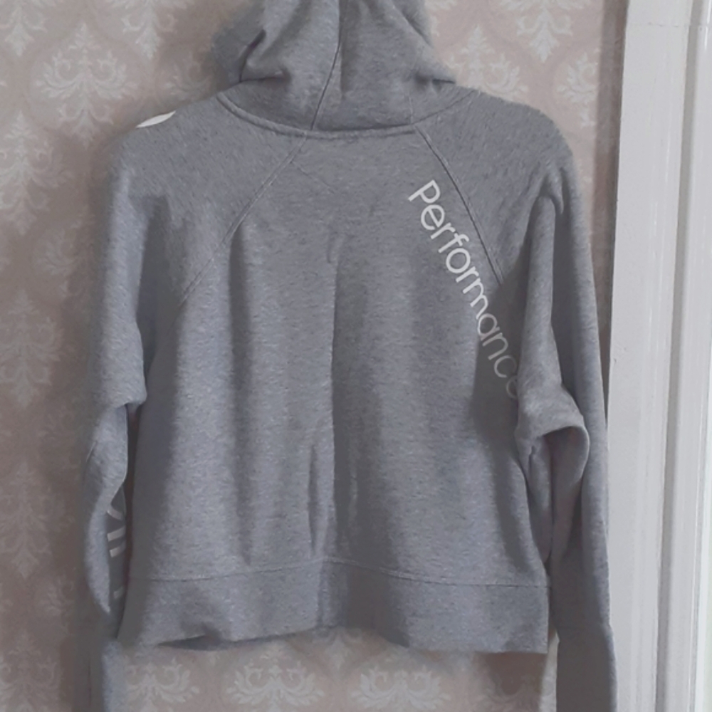 Zip crop hoody - Picture 2 of 7
